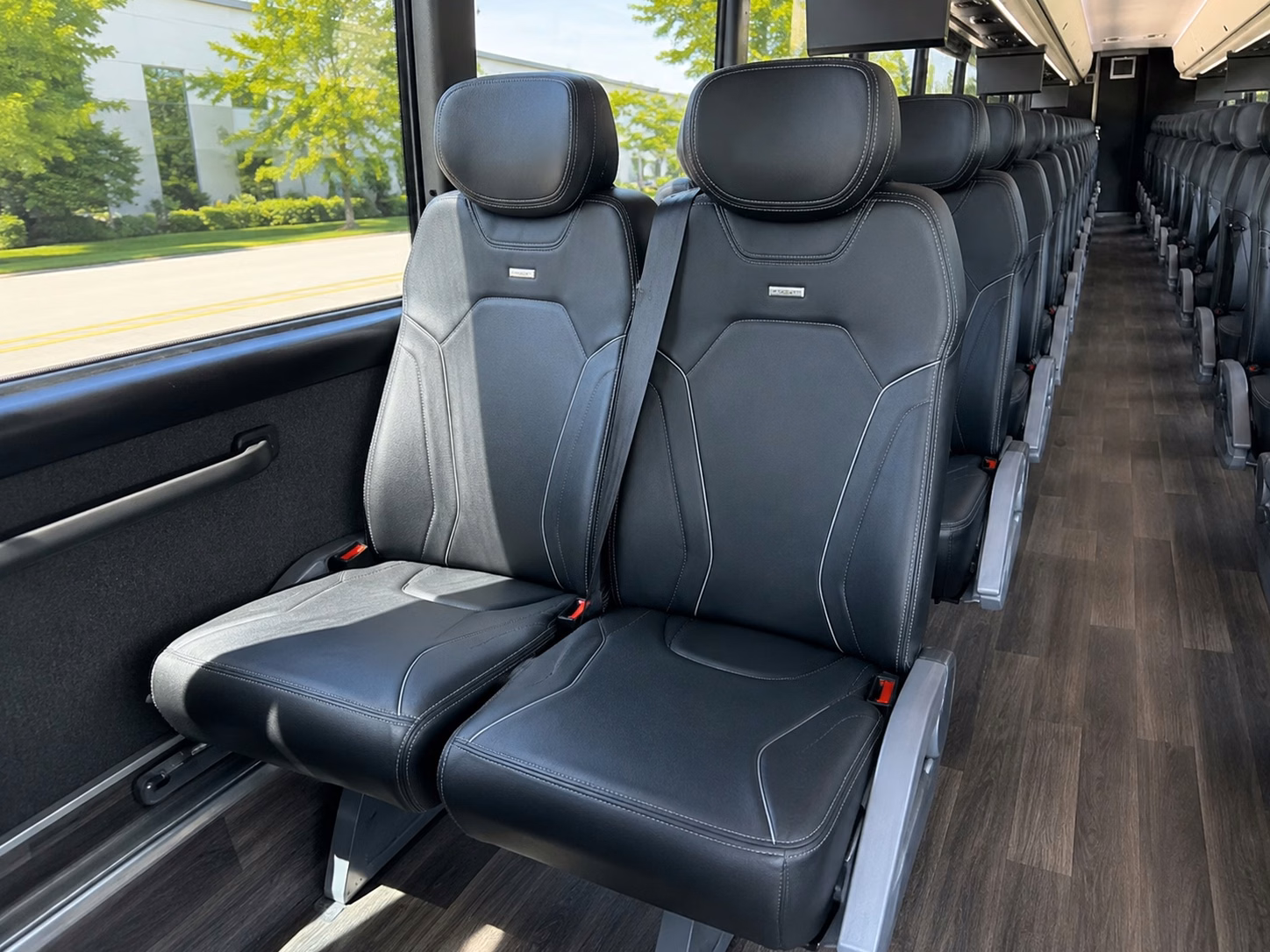 busrentalmeridian com connects you with airport shuttle options for out of town wedding guests